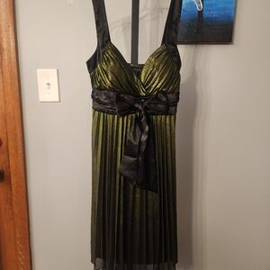 CITY STUDIO Womens Green / Black Sleeveless Short Fit + Flare Dress Shiny Small